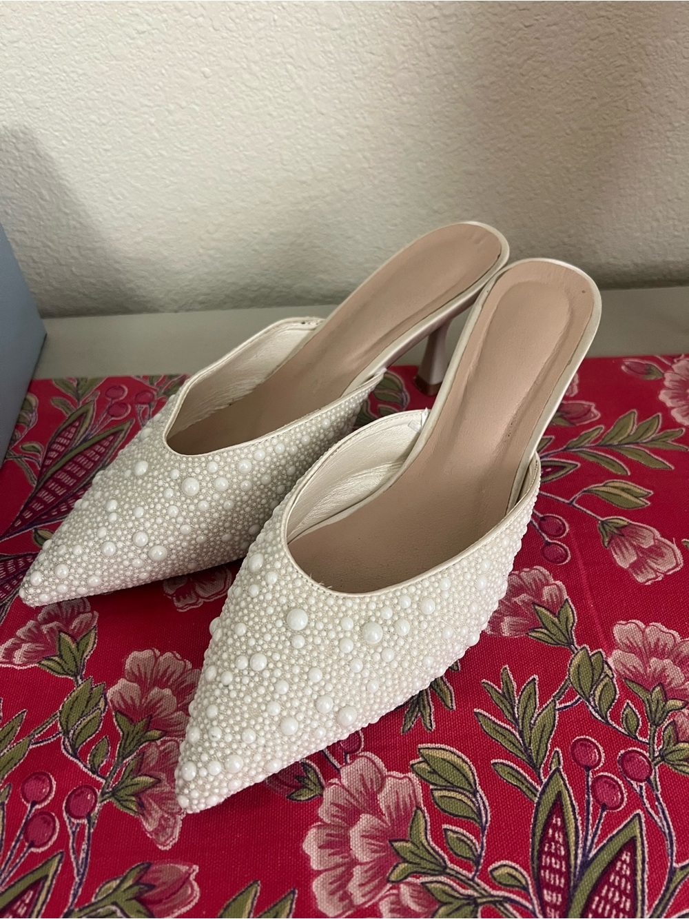 Pearl-Embellished White Pointed Mule Heels